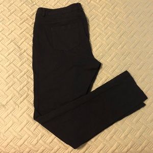Black skinny pants